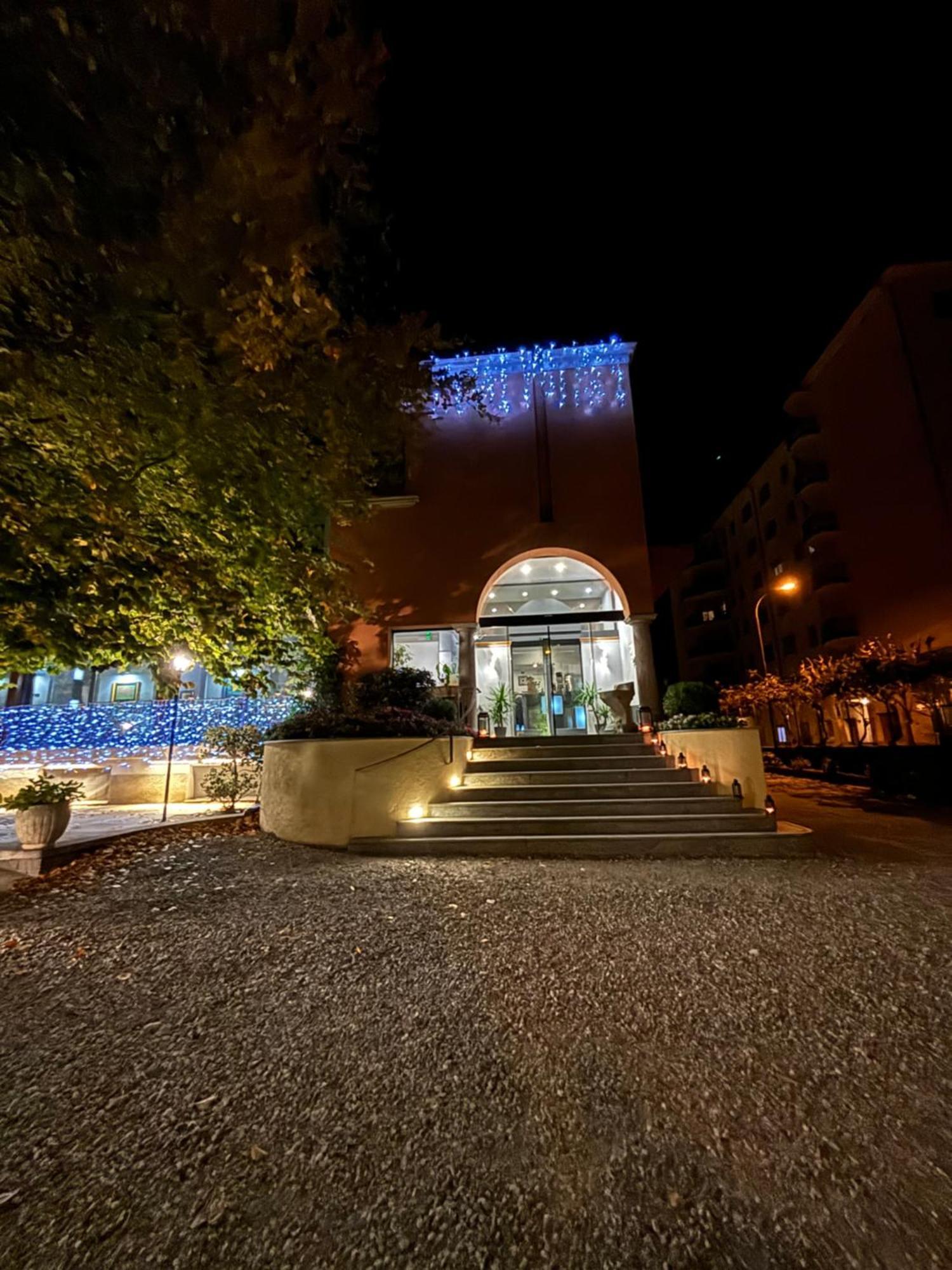 Villa Nasti Hotel Ristorante Canzo Ngoại thất bức ảnh