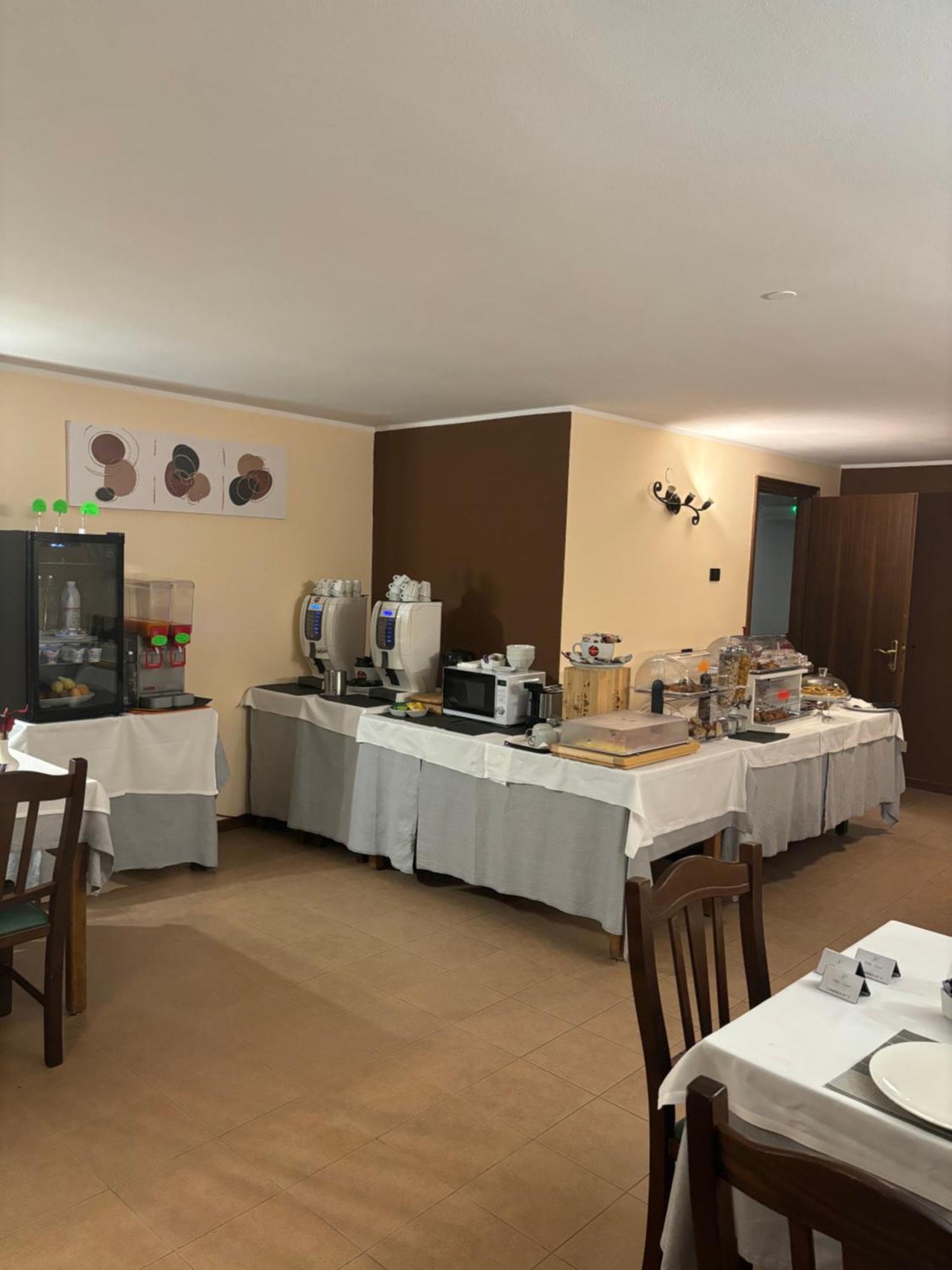 Villa Nasti Hotel Ristorante Canzo Ngoại thất bức ảnh