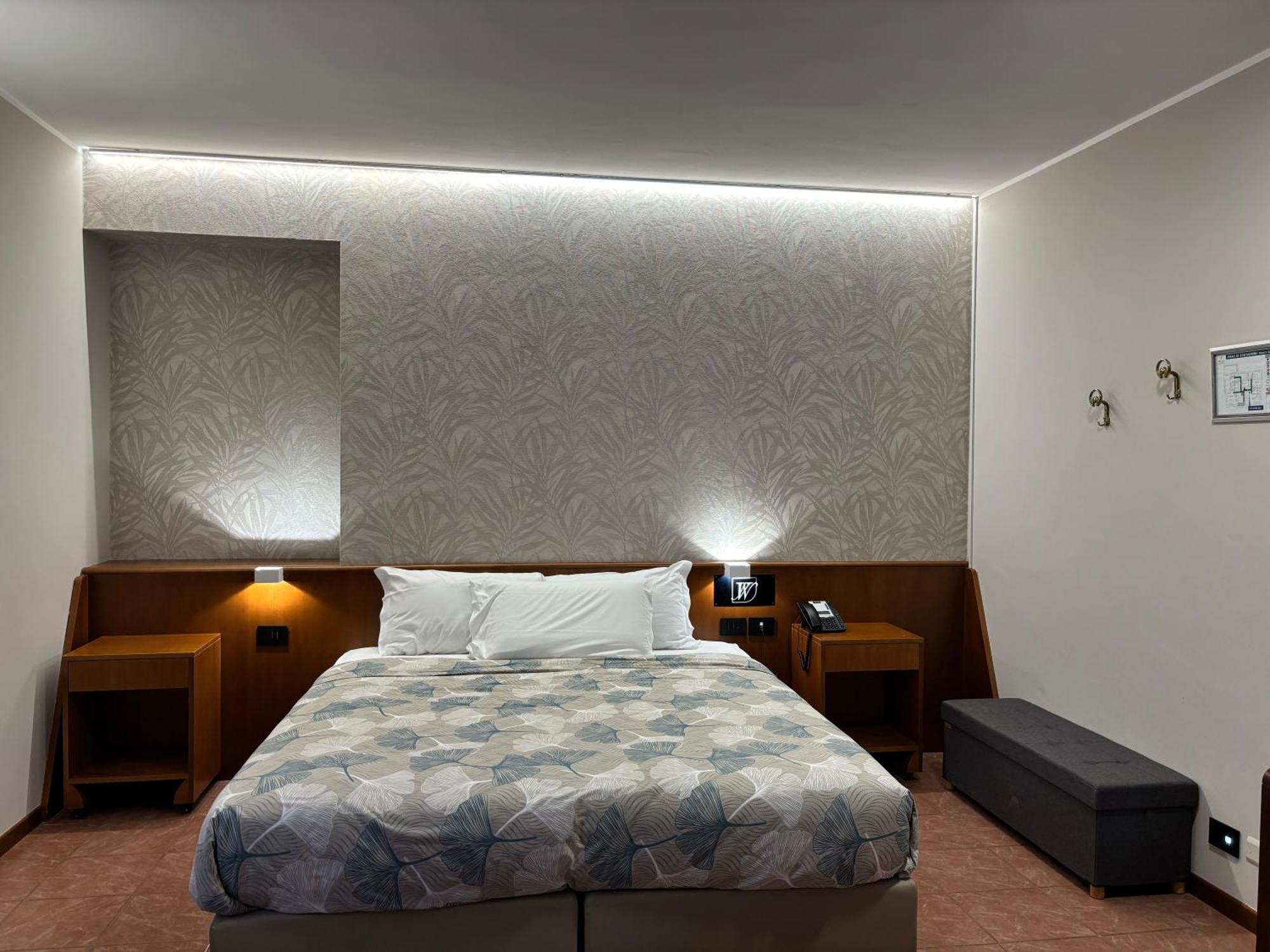 Villa Nasti Hotel Ristorante Canzo Ngoại thất bức ảnh